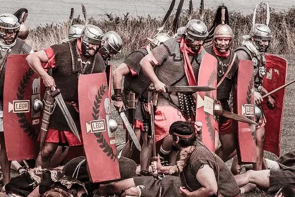 Римская армия до нашей эры. Битвы римских легионов. Римские Легионы в бою. Римский Легион сражение. Римские легионеры поздней империи.