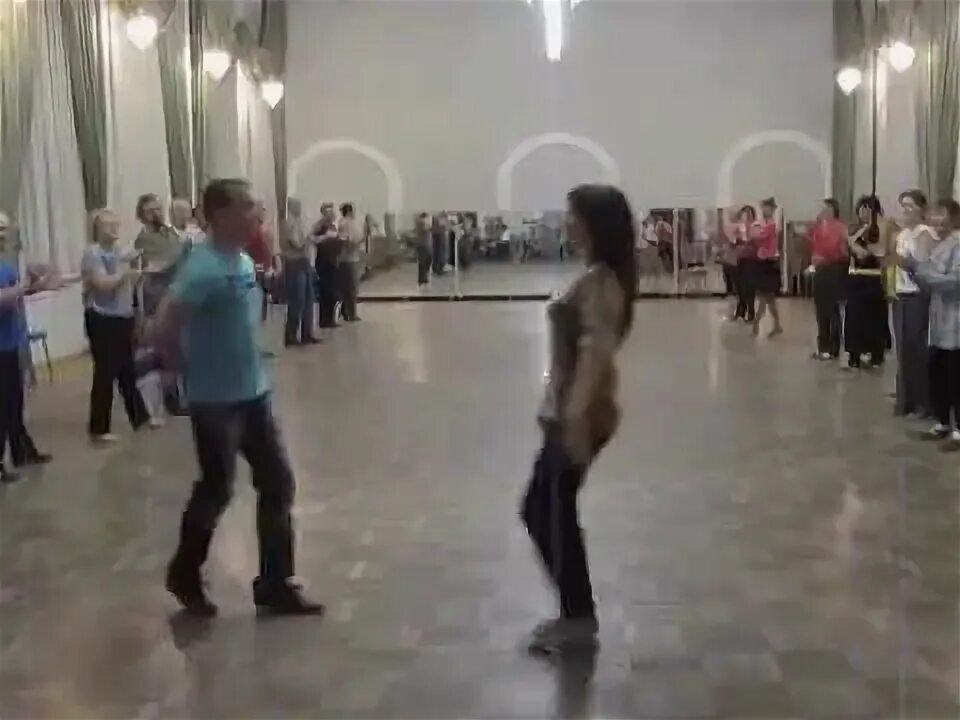 Дворец детского и юношеского творчества ногинск. Польское дежавю танец. Полька танец. Бал на улице. Дворец детского и юношеского творчества ногинск.