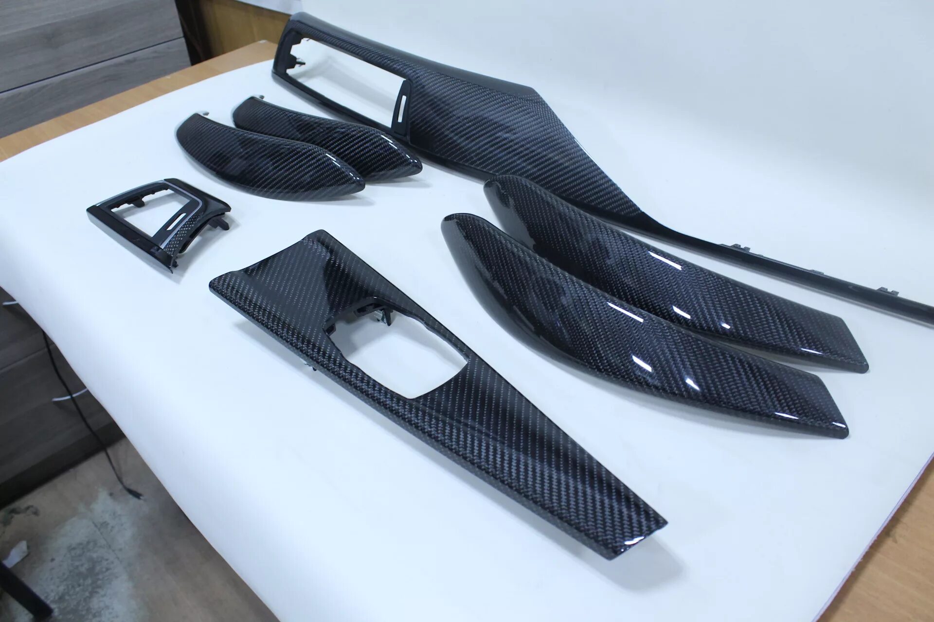 Набор расчесок toni guy 10. Набор расчёсок (9 шт) a-line lavender jaguar a599-16. Расчески toni&guy 06940. F30 алькантара планки. Гребень из углепластика.