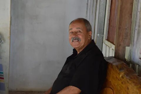 Старик сосед