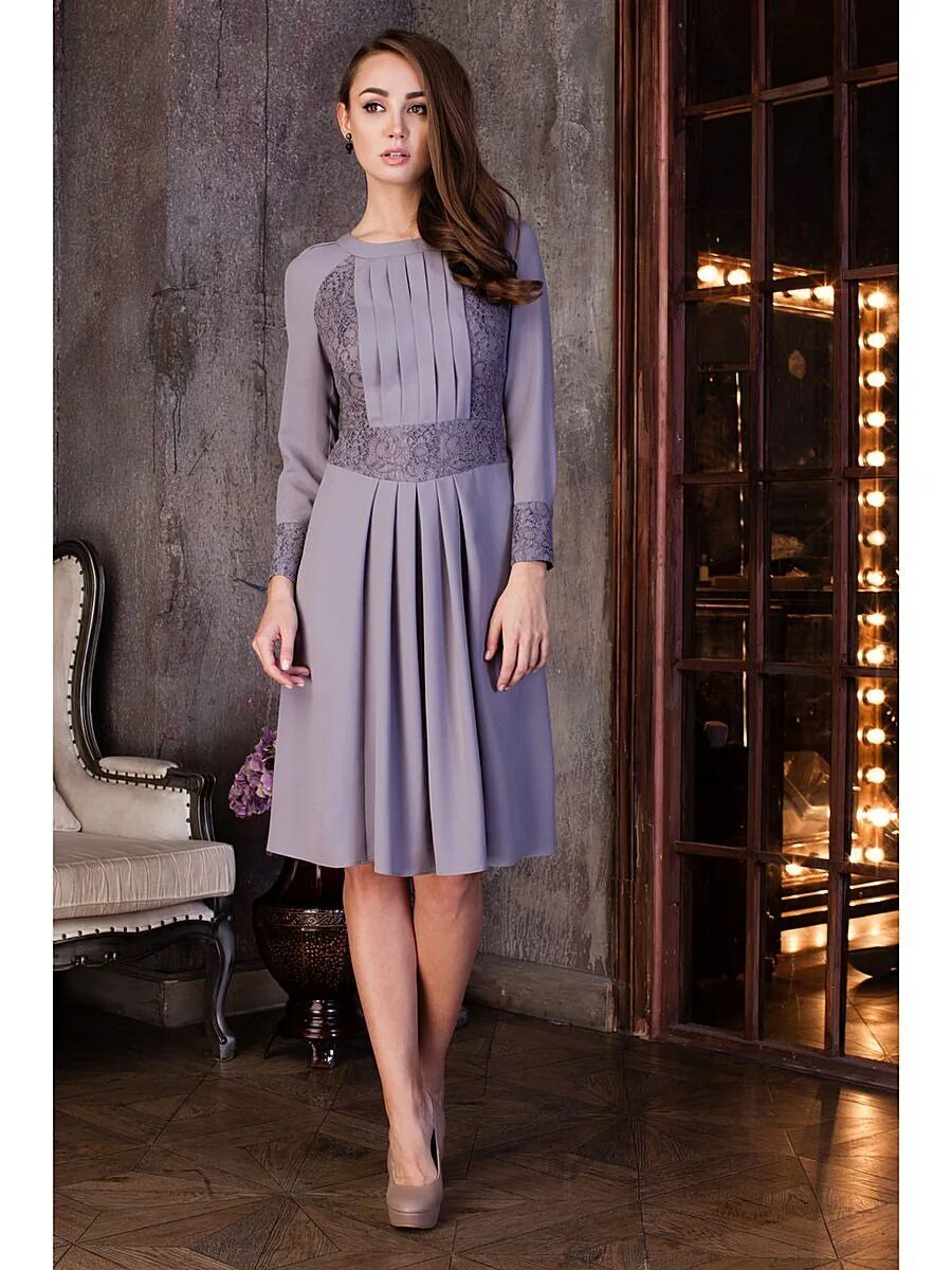 Скромная девушка в платье. Элегантное платье. Красивые скромные платья. Скромные вечерние платья. Платье в романтическом стиле.