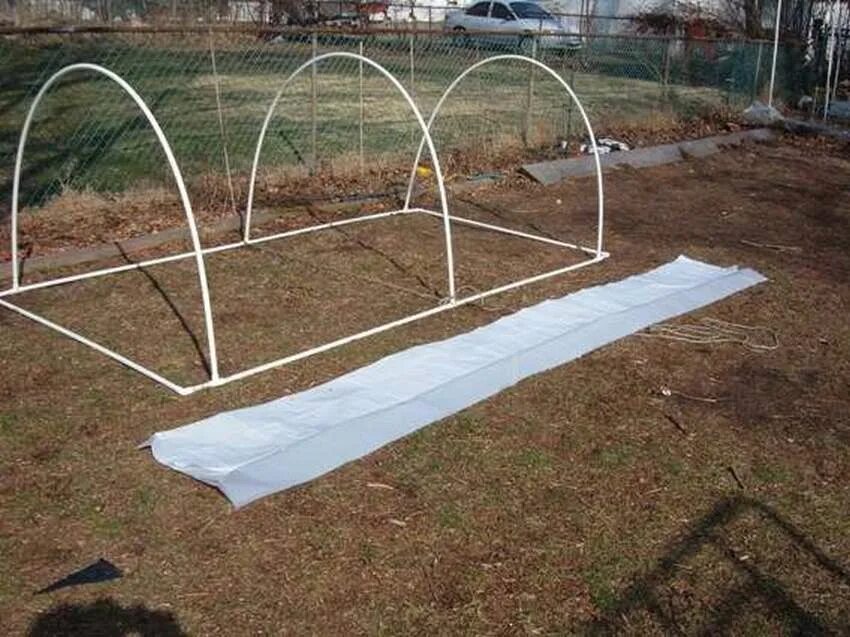 1х3 м 1. Теплица "огуречник" 1м*3м. Теплица из пластиковых труб. Парник из полипропиленовых труб для огурцов. Парник из труб.