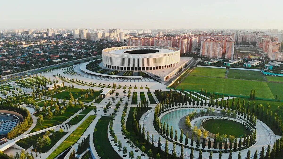 Стадион Краснодар Арена парк. Парк стадион Краснодар Галицкого японский. Краснодар 2022 город. Парковка стадион Краснодар, Краснодар