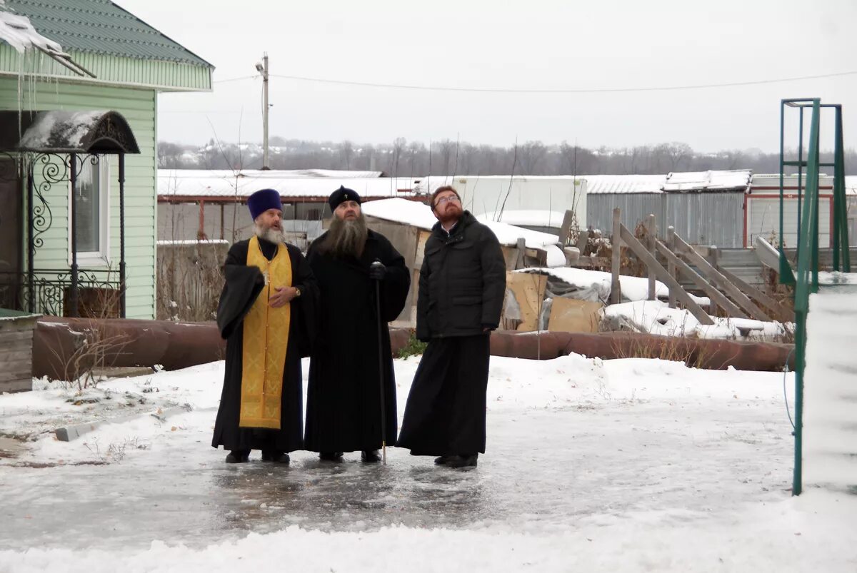 Портал жителей нижегородской области. Балахна благочиние. Сретенская Церковь Балахна. Балахнинское благочиние центр радость. Портал Балахны для жителей Балахны.