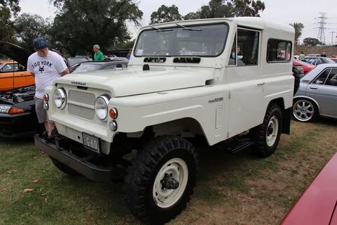 Nissan 60
