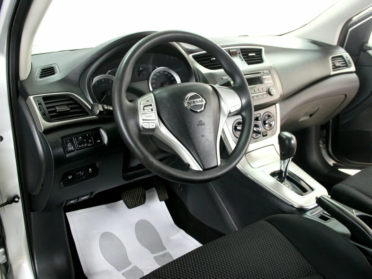 ниссан сентра белый 2014 год. ниссан сентра. Nissan sentra 2013. Nissan sentra 1. ниссан сентра 2002 красный.