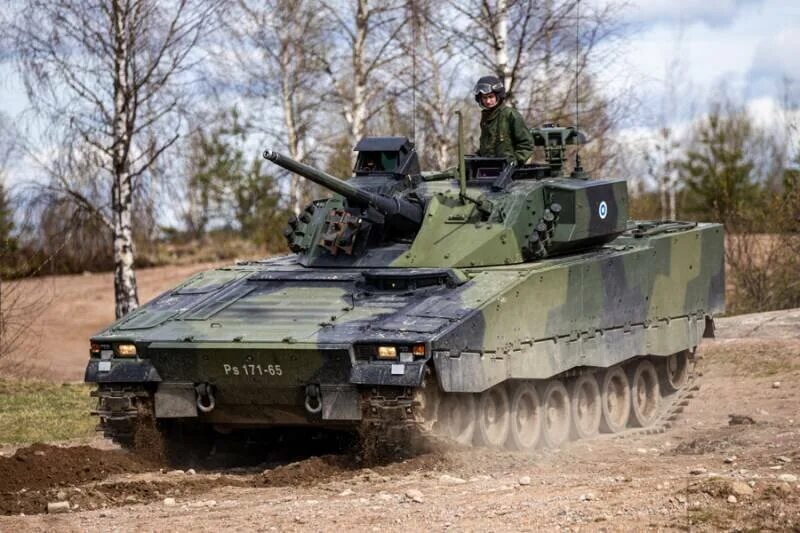 Бмп cv90. 120мм нона-свк. Сау as-90. Бронетехника и артиллерия. 2с23 нона-свк.