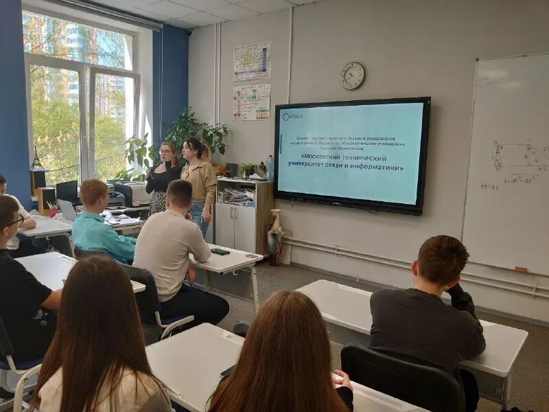 технологический университет леонова. колледж имени леонова в королеве. королёвский колледж космического машиностроения и технологии. технологический университет королев логотип. технологический институт имени леонова.