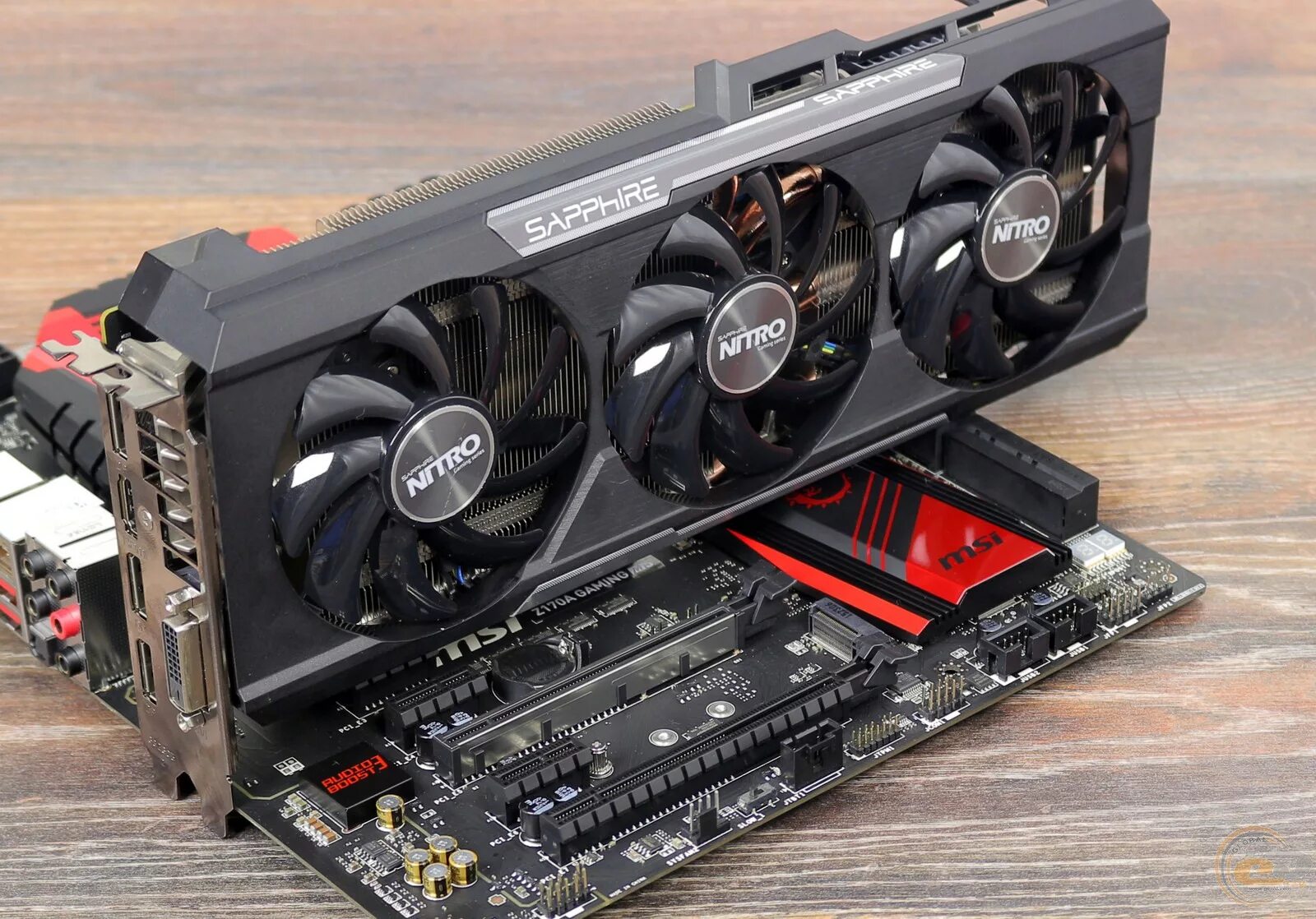 Sapphire r9 390 8gb. Radeon Nitro r9 390. Видеокарта Sapphire Nitro r9 390x 8gb. AMD r9 390 Sapphire.