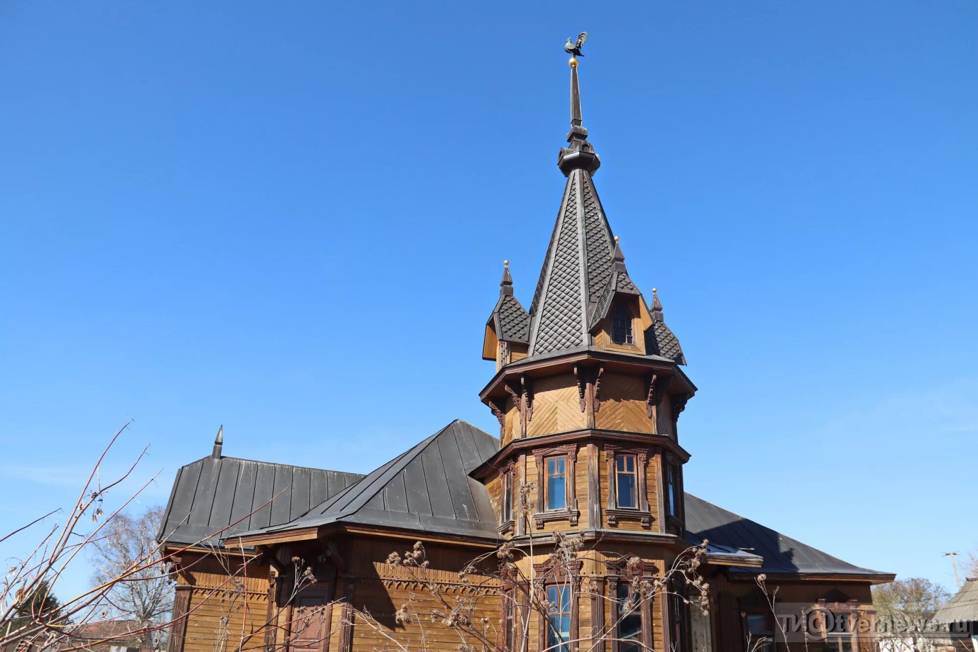 Дому 110 лет. Дому 110 лет. Зубчаниновка самара. Метеорологические станции приморского края. Историко-художественный музей борисоглебск.