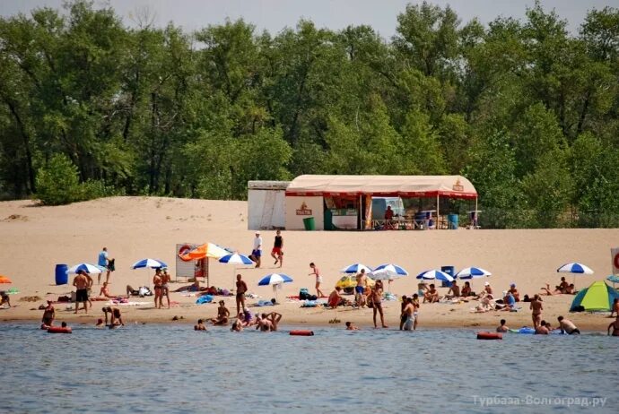 Лесное озеро миасс база отдыха. Турбаза волгоград пляж. Турбаза разлив сестрорецк. Турбаза пляж. Барвиха ульяновск турбаза.