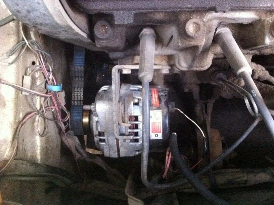 Где генератор. Провода к генератору 21099. ford transit 2008 2.4 дизель провод от генератора к акб. силовые провода от аккумулятора к генератору ваз 21099. провод от генератора зарядки ваз 21099.
