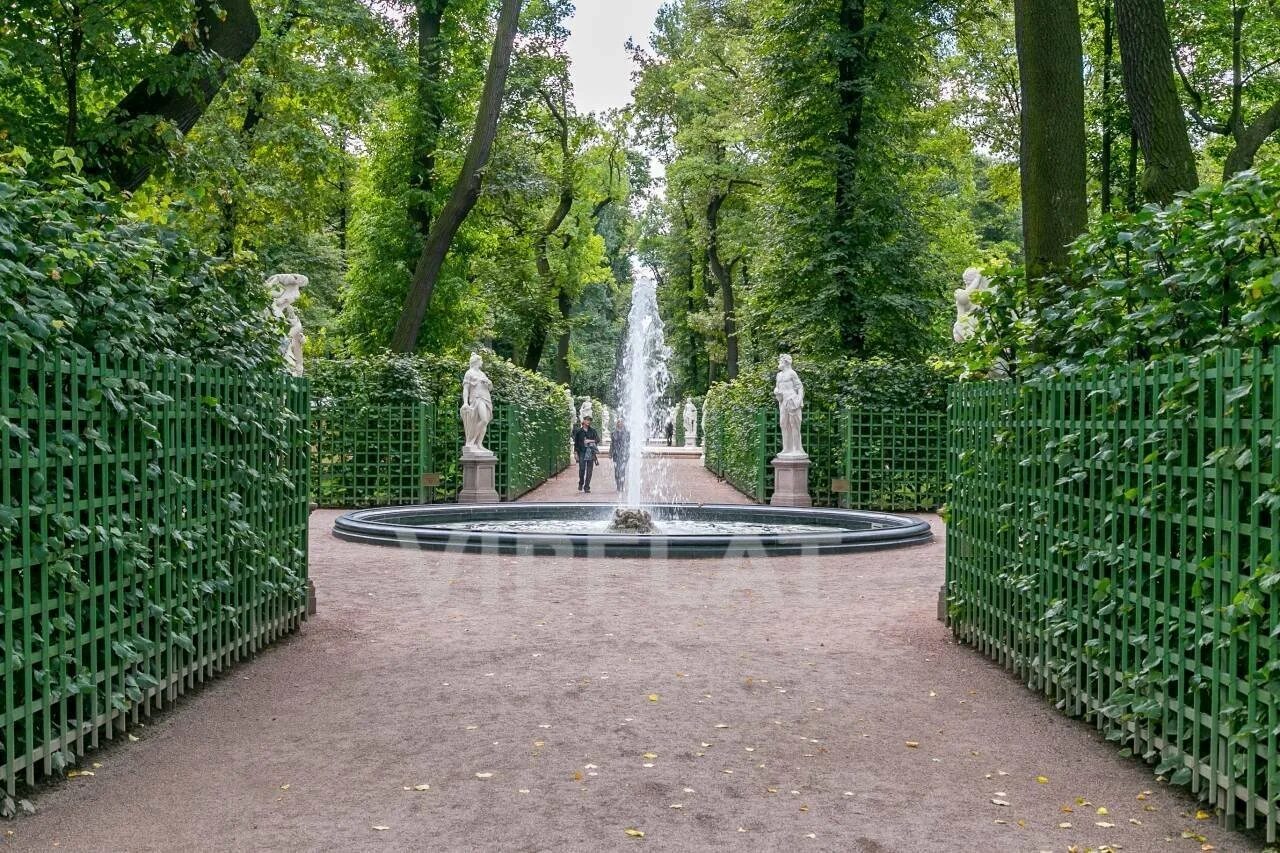 Летний сад русский музей санкт-петербург. Петергоф летний сад. Сколько садов в спб. 6 летний сад санкт-петербург. Петергоф летний сад.