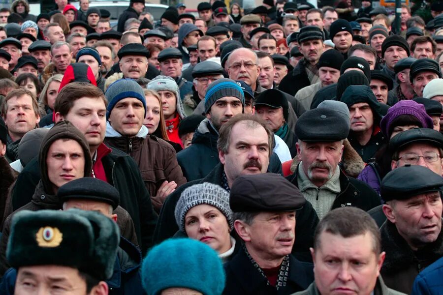 Как люди заселяли землю. Дружба народов россии. Австралопитеки зденека буриана. Россияне будут жить лучше. Народ ставший.