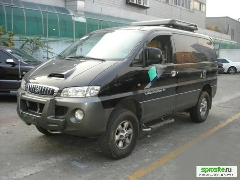 Купить микроавтобус полный привод. Hyundai Starex 2000 4x4. Старекс 2000 полный привод. Хёндай Старекс 4х4. Hyundai Starex 2000-2004.