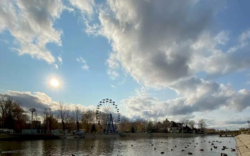 Грозный +3 градусов облачно без осадков. Фото пасмурного Сургута летом 2020. Заставка погоды в Мордовии город 2022. Прогноз в саранске на 3