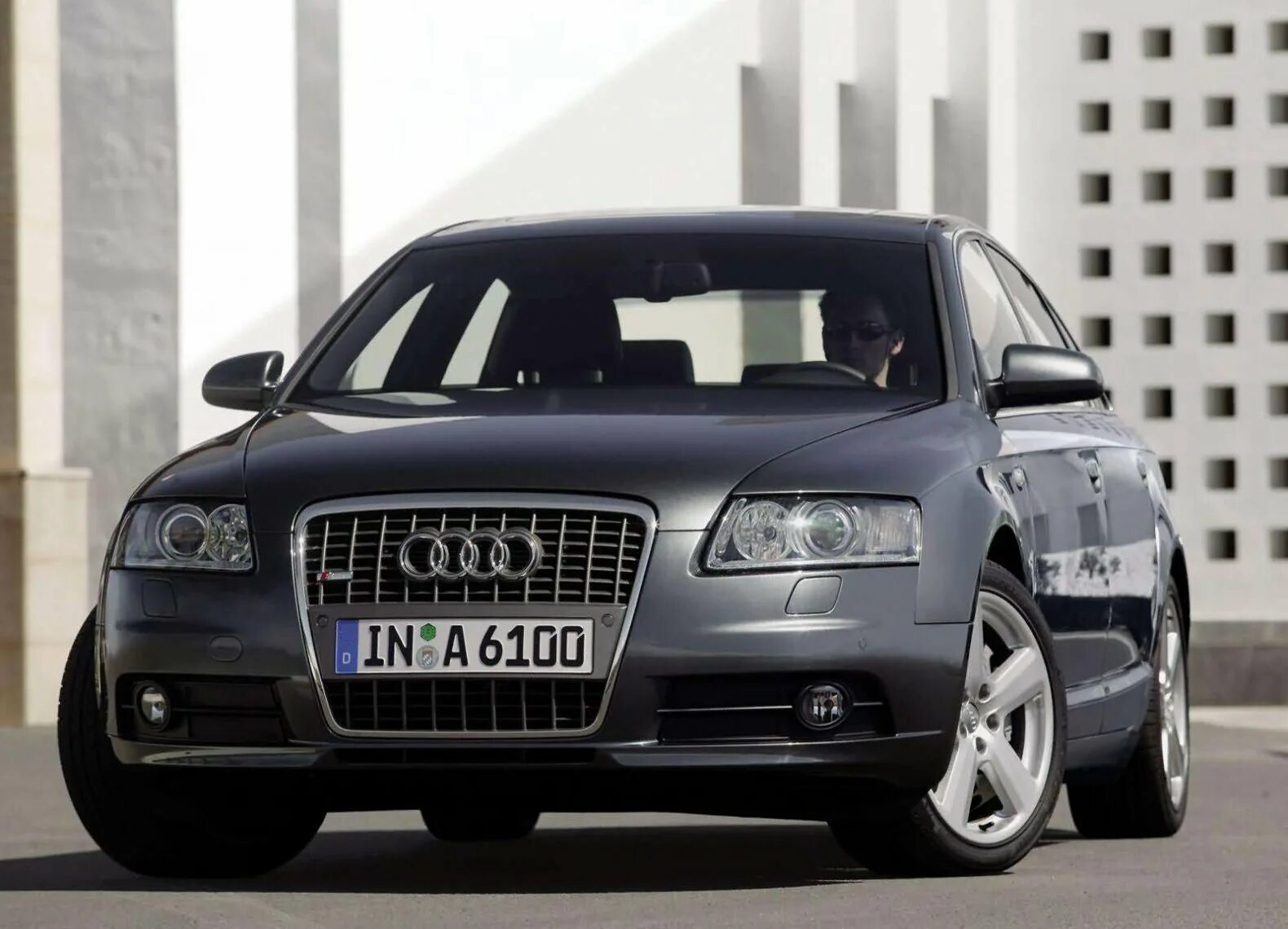 Купить ауди а6 в беларуси. Audi a6 c6 2005. Ауди а6 с6 s line. Ауди s6 2005. Audi a6 c6 s-line 2005.