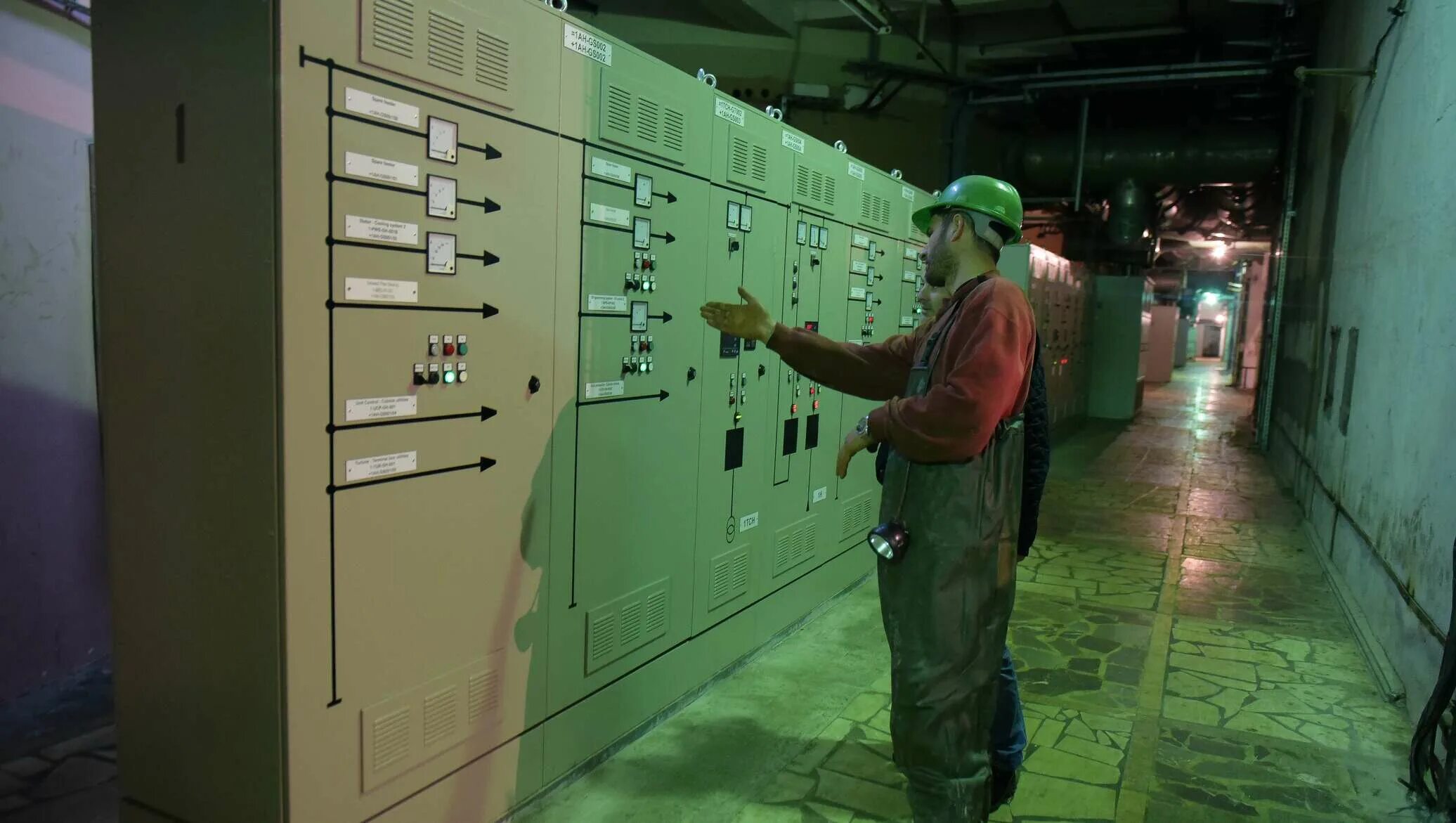 Технологический тоннель Ингур ГЭС Абхазия. Начальник Ингур ГЭС. Перепадной ГЭС 3 Ингур. Откуда в Абхазии электроэнергия.