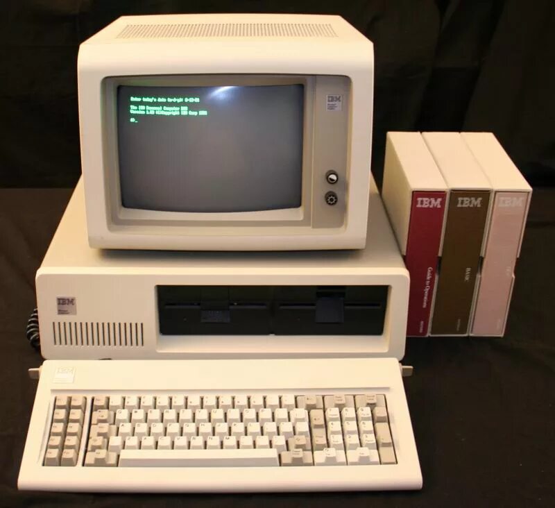 Компьютеры 90 х годов. Модель IBM PC 5150.. Компьютер IBM 286. IBM PC XT 5150. Старый компьютер.