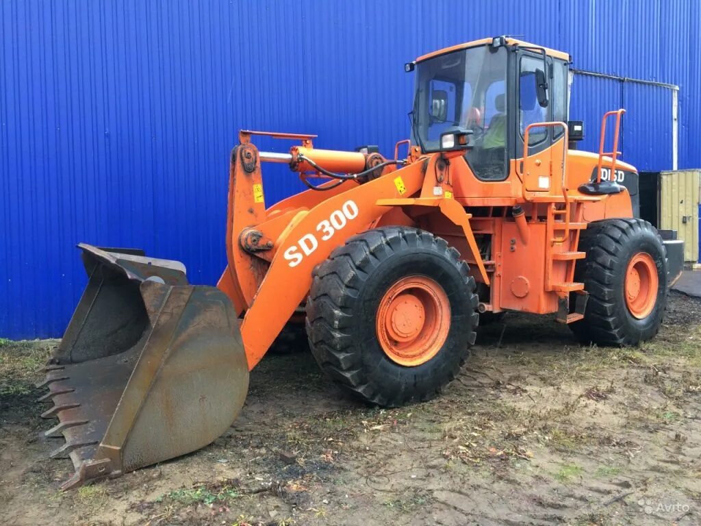 Сд 300. Погрузчик DISD sd300. Фронтальный погрузчик Doosan sd300. Фронтальный погрузчик Дусан 300. SD 300 фронтальный погрузчик.