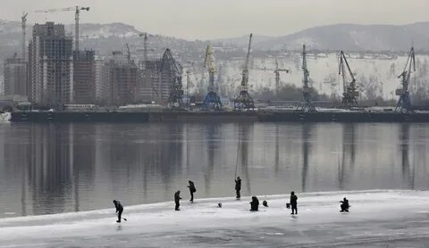 Как назывался город на берегу незамерзающего залива