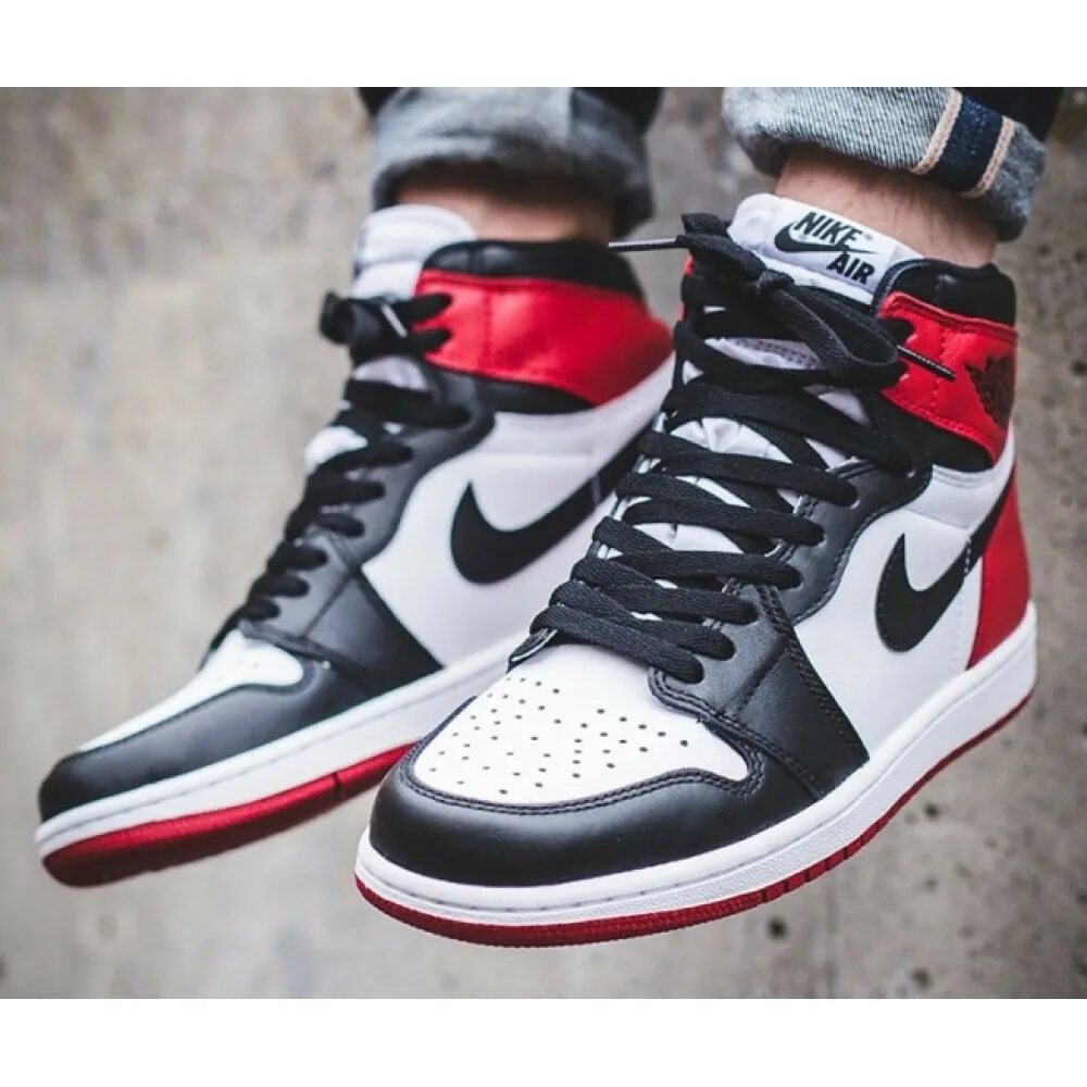 Nike Air Jordan 1 Retro. Nike Air Jordan 1 High. Nike Air Jordan 1 Retro High. Nike Air Jordan 1 Retro Black Toe.