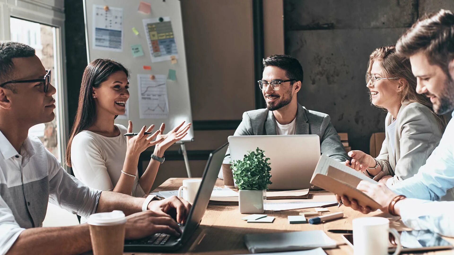 Деловая встреча. Работник офиса. Corporate agency. Деловой человек. Предпринимательство картинки.