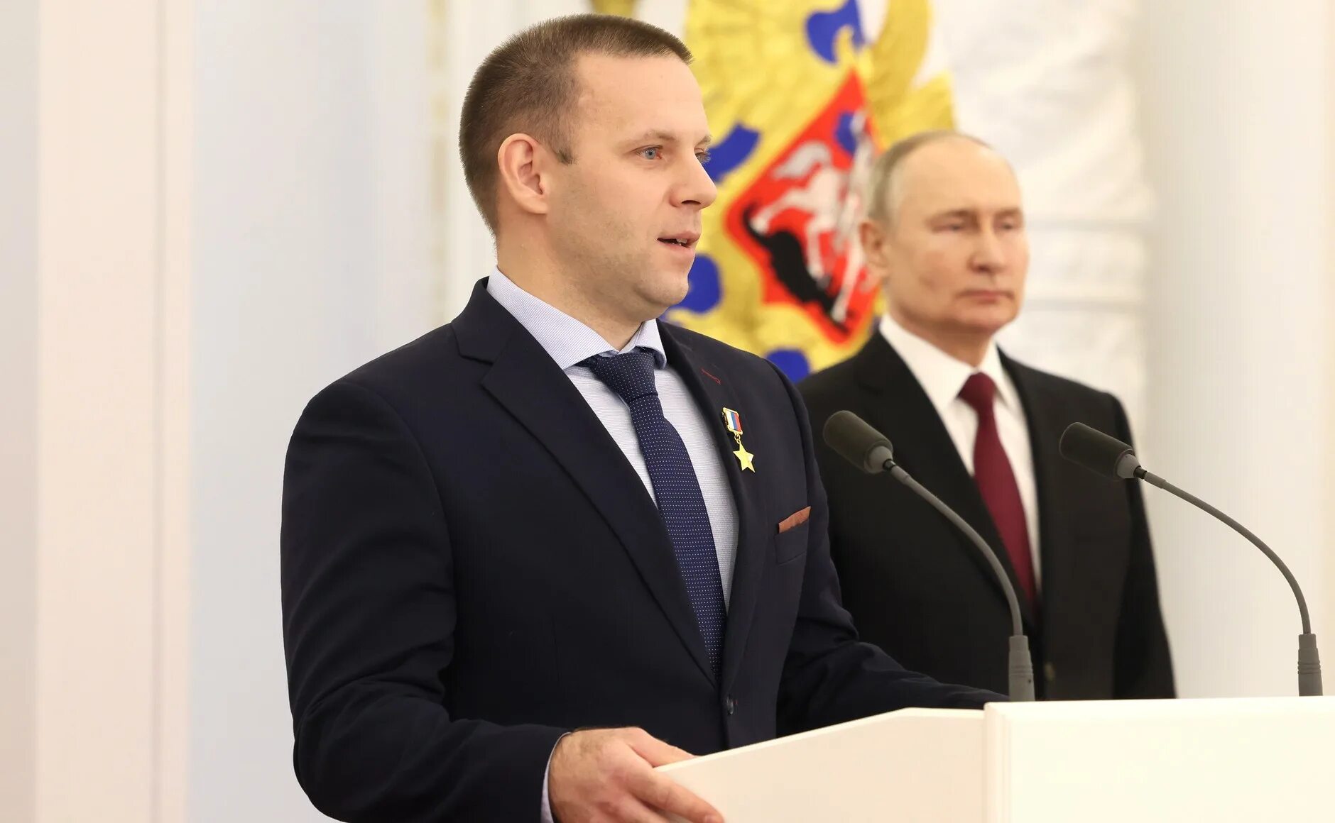 вручение звезды героя