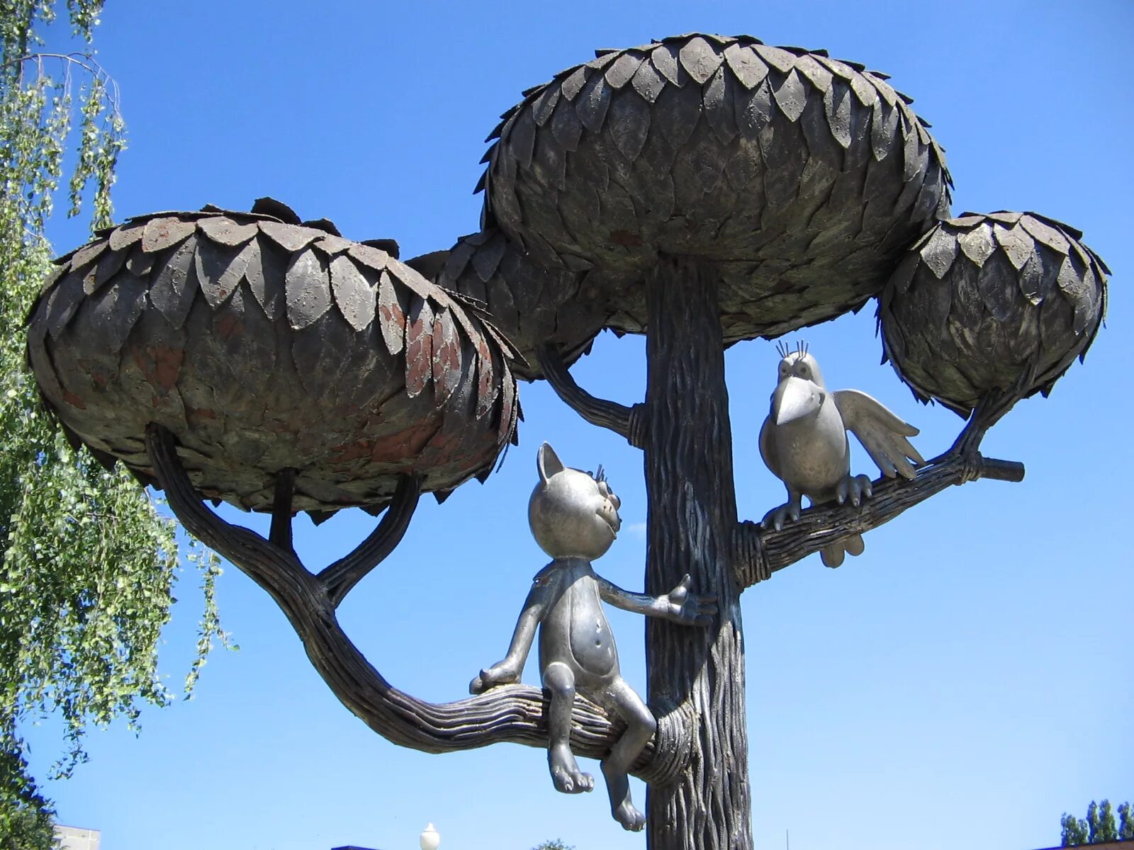 необычный воронеж. котёнок с улицы лизюкова (памятник). воронеж ул лизюкова памятник. памятник коту на улице лизюкова в воронеже. воронеж достопримечательности.