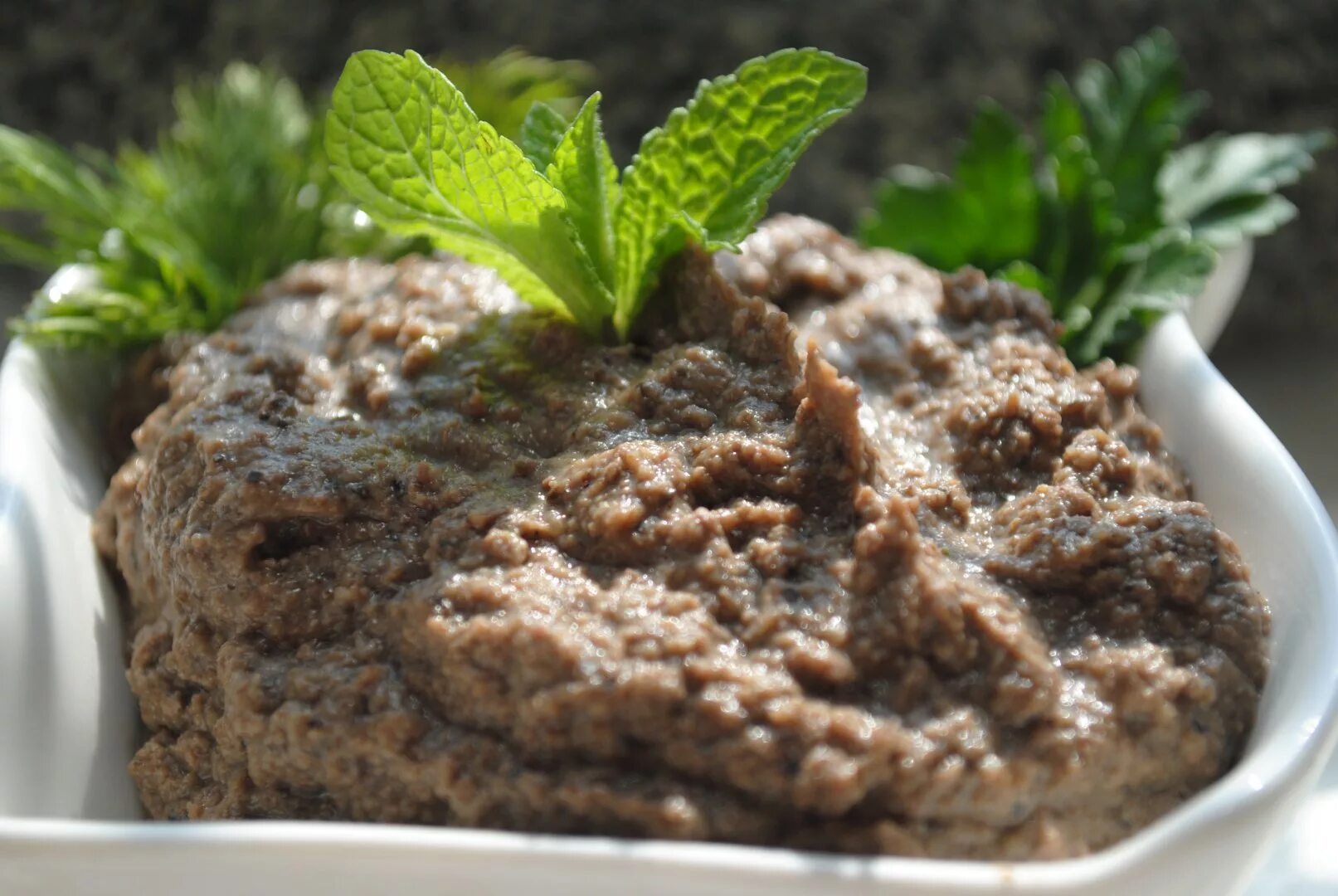 Паштет печеночный с черносливом. Паштет из куриной печени с черносливом. Паштет из говяжьей печени с черносливом. Паштет куриный с черносливом. Паштет с черносливом