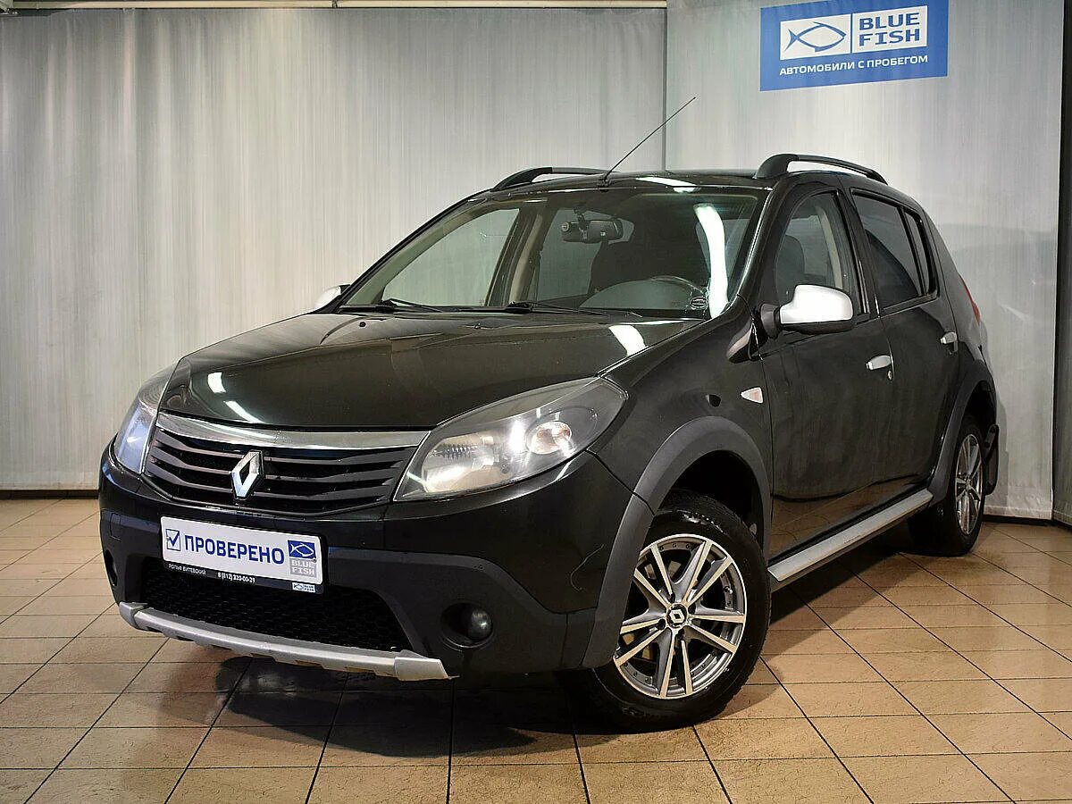 Renault sandero 2011. Renault Sandero 2011 черный. Сандеро степвей 2011. Renault Sandero Stepway 2011 года. Рено Сандеро степвей 2011.