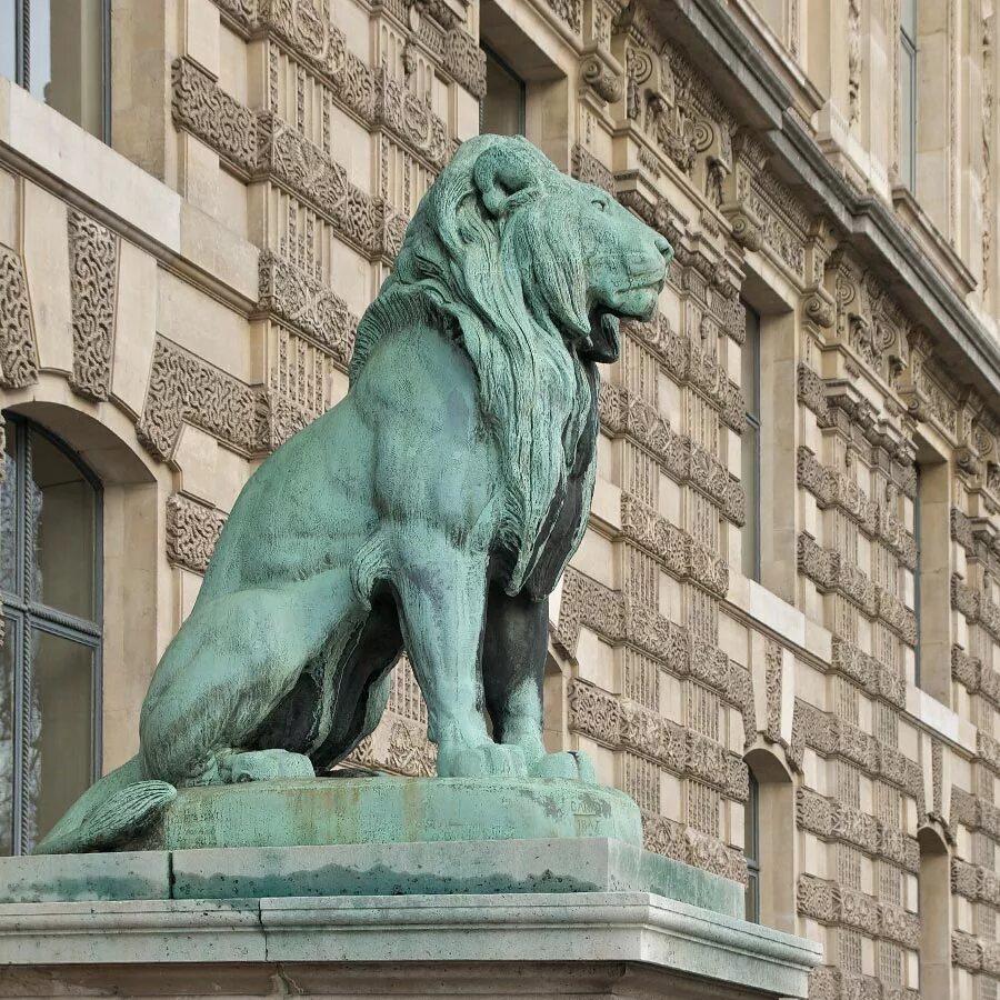 Статуя львов. Антуан Бари скульптура Льва. Принстон скульптуры Львов. Лев Монзона Лувр. Статуи Львов в Париже у здания.
