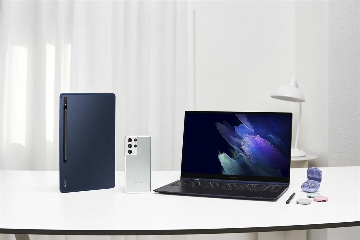 Samsung galaxy book 4. Samsung book pro 360. samsung galaxy book pro 2025. samsung galaxy book 360. samsung galaxy book pro 360 15.