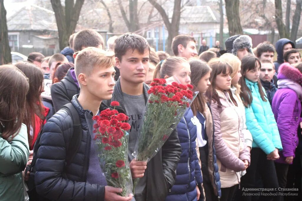 Прогноз стаханов. Училище 82 стаханов луганская область. стаханов колледж лнр. пту 9 стаханов. подпольная организация ёлочка г.стаханов.