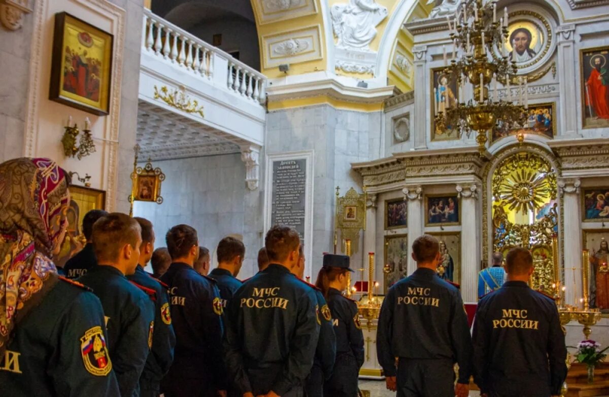 Пришли мчс. Город печора школа 10. Пришли мчс. Мчс россии спасение. Пожарная служба спасения.