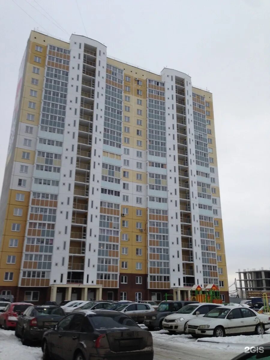 Ул университетская 52. Университетская набережная 52.