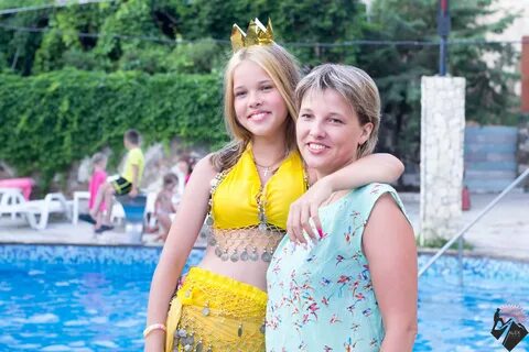 8) Восьмая фотография Дня Нептуна в пансионате Лазурный Коктебель 