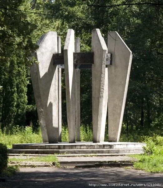 В Липецке продолжается преображение Нижнего парка: Яндекс.Новости