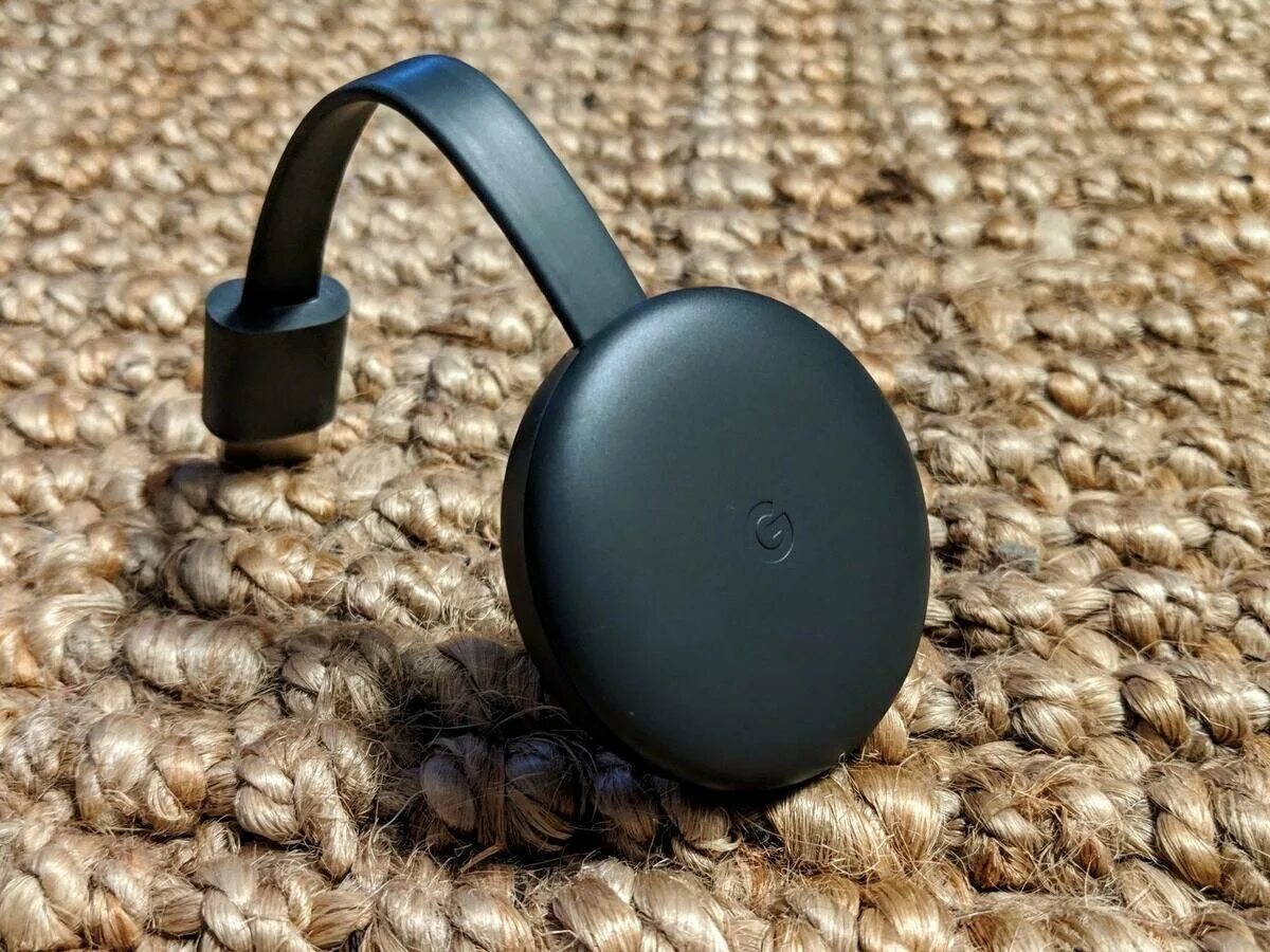 Google chromecast купить. Медиаплеер Google Chromecast 2018. Google Chromecast 3. Google Chromecast 2018 черный. Chromecast 2023.