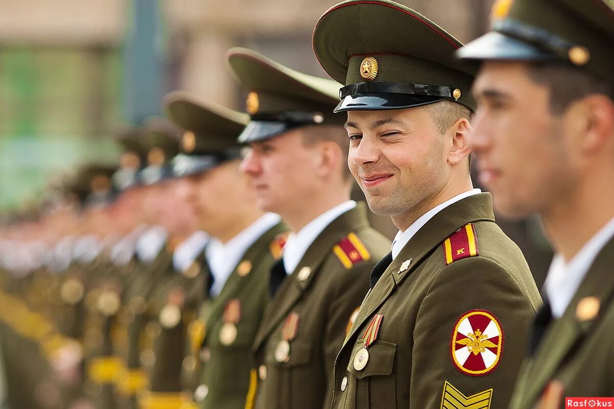 Хороший офицер. Красивый офицер. военные курсанты. курсант военного училища. красивые курсанты.