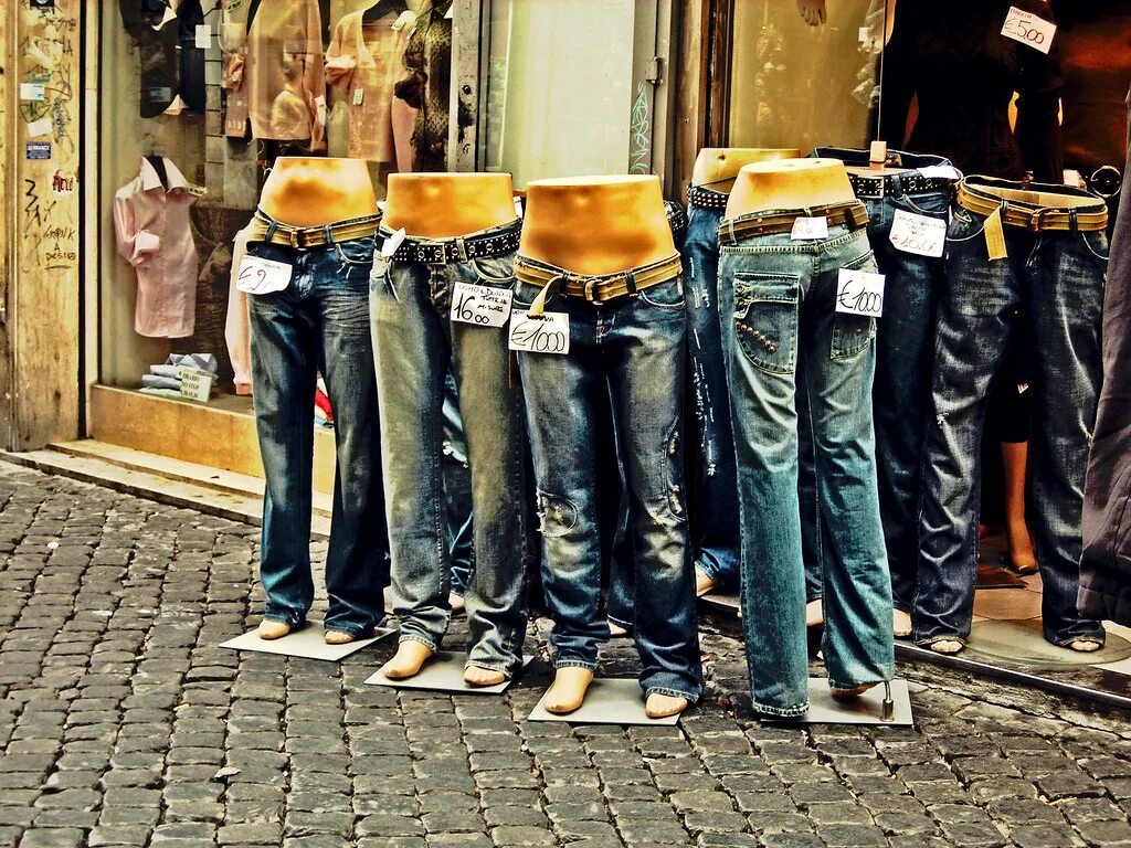 Итальянские сумки бренды. Италия со скидкой. Италия со скидкой. Скидка на обои 10%. Сумки со скидками интернет магазин.