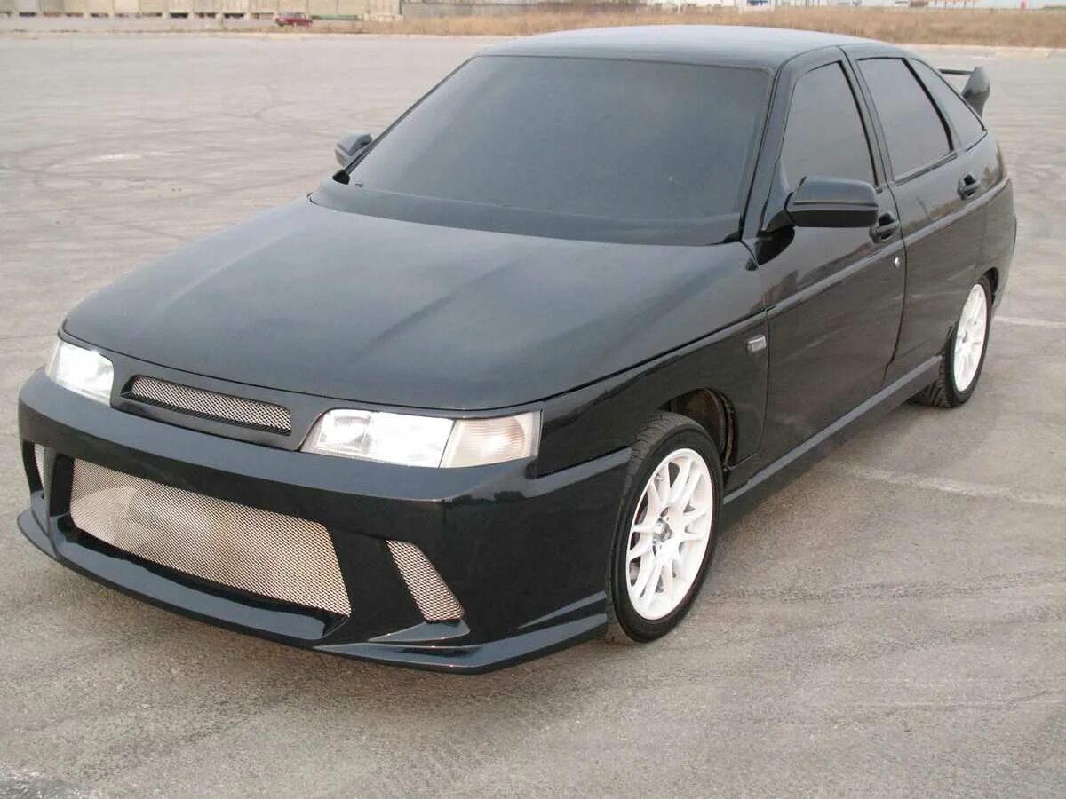 Обвес 2112. Ваз 2112 черная тюнинг бампер. Обвес 2112. Обвес 2112. Обвес на ваз 2112.