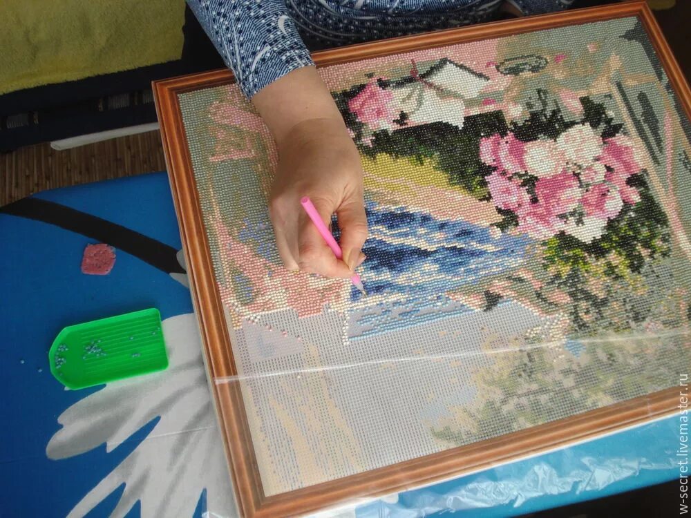 Вышивание алмазная мозаикой. Клеевая основа для алмазной мозаики. Как делать картину алмазная мозаика. Диамонд пайнтинг алмазная мозаика. Как делать картину алмазная мозаика.