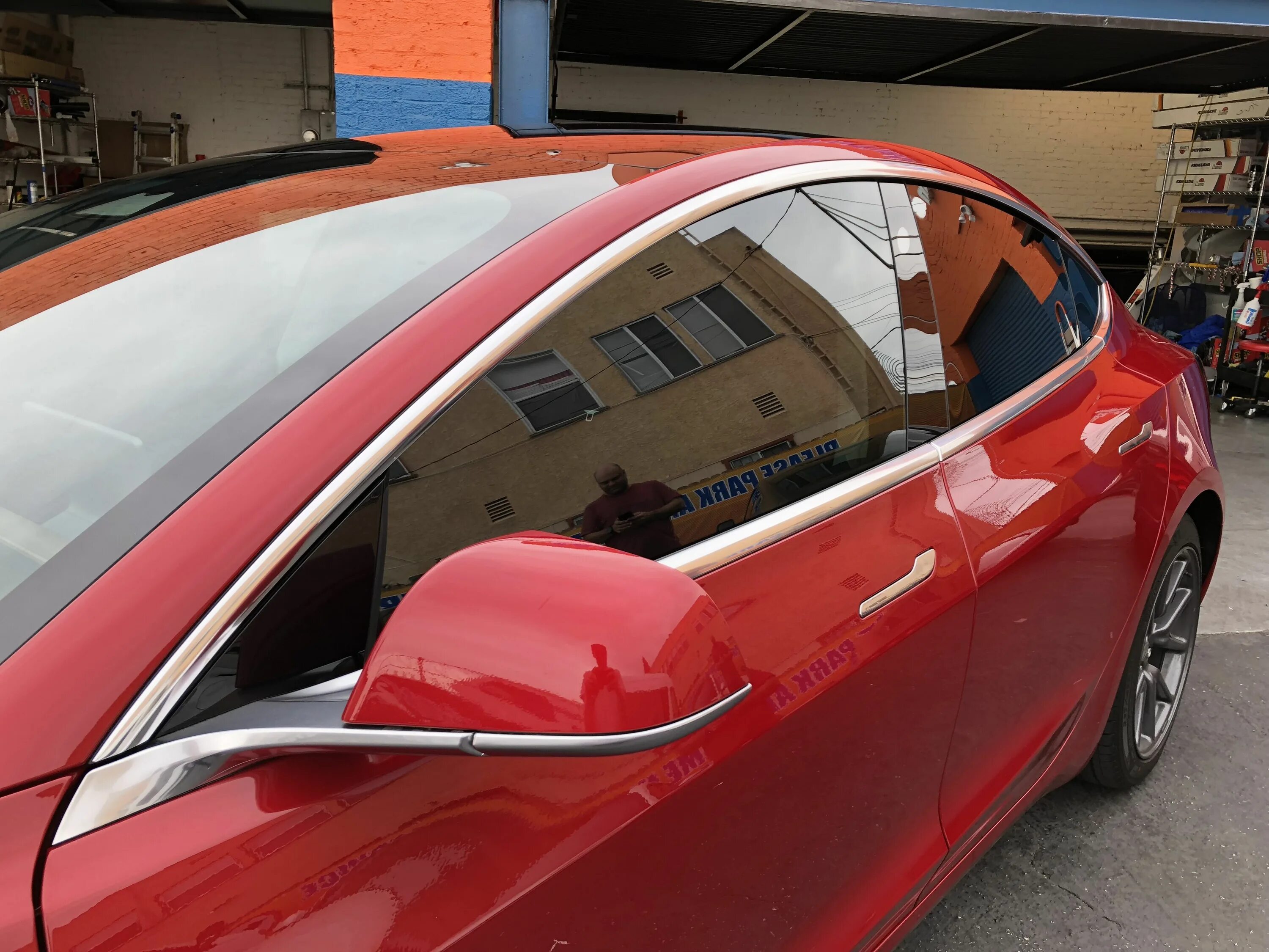 Стекло для Tesla model 3. Тонировка Тесла модель 3. Нано тонировка. Тонировка стекол автомобиля.