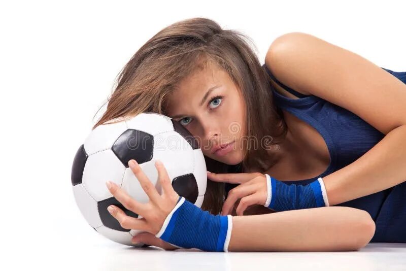 Юфл девушки футбол 2024. Футбол девушки. Девочки на футбол в шарах. Девушка в футбольной форме со спины. Футбол девушки на фоне белом.