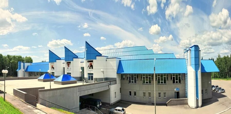 Олимп арена кирово чепецк фото Ледовый дворец янтарь Фото