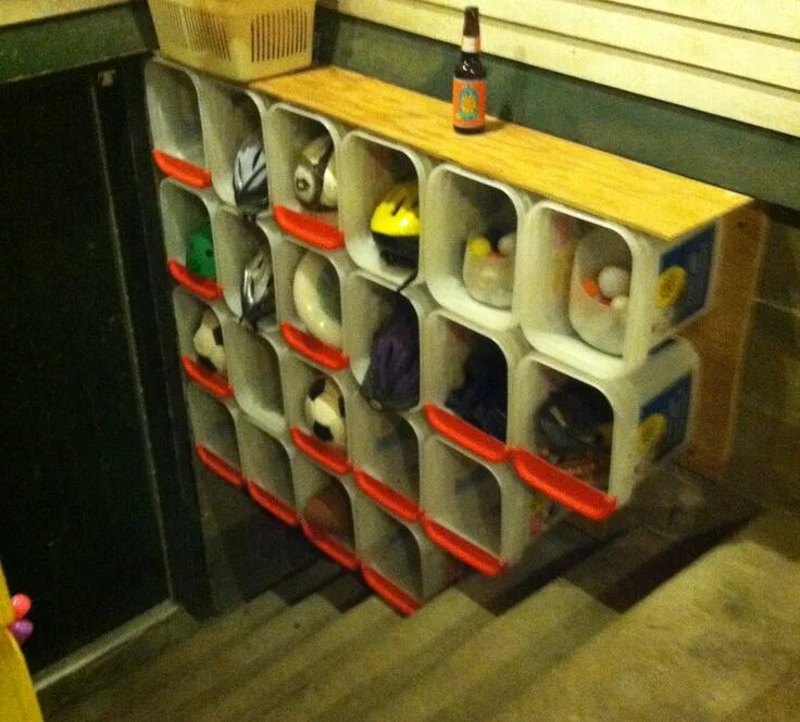 Что можно сделать из старой канистры Pin by R P on Quirky projects Jerry can mini bar, Jerry can, Mini bar