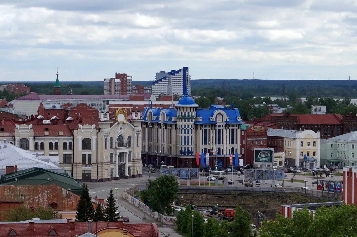 Город томск страна. Томск центр. Город Томск центр города. Биг Сити Томск. Современный Томск.