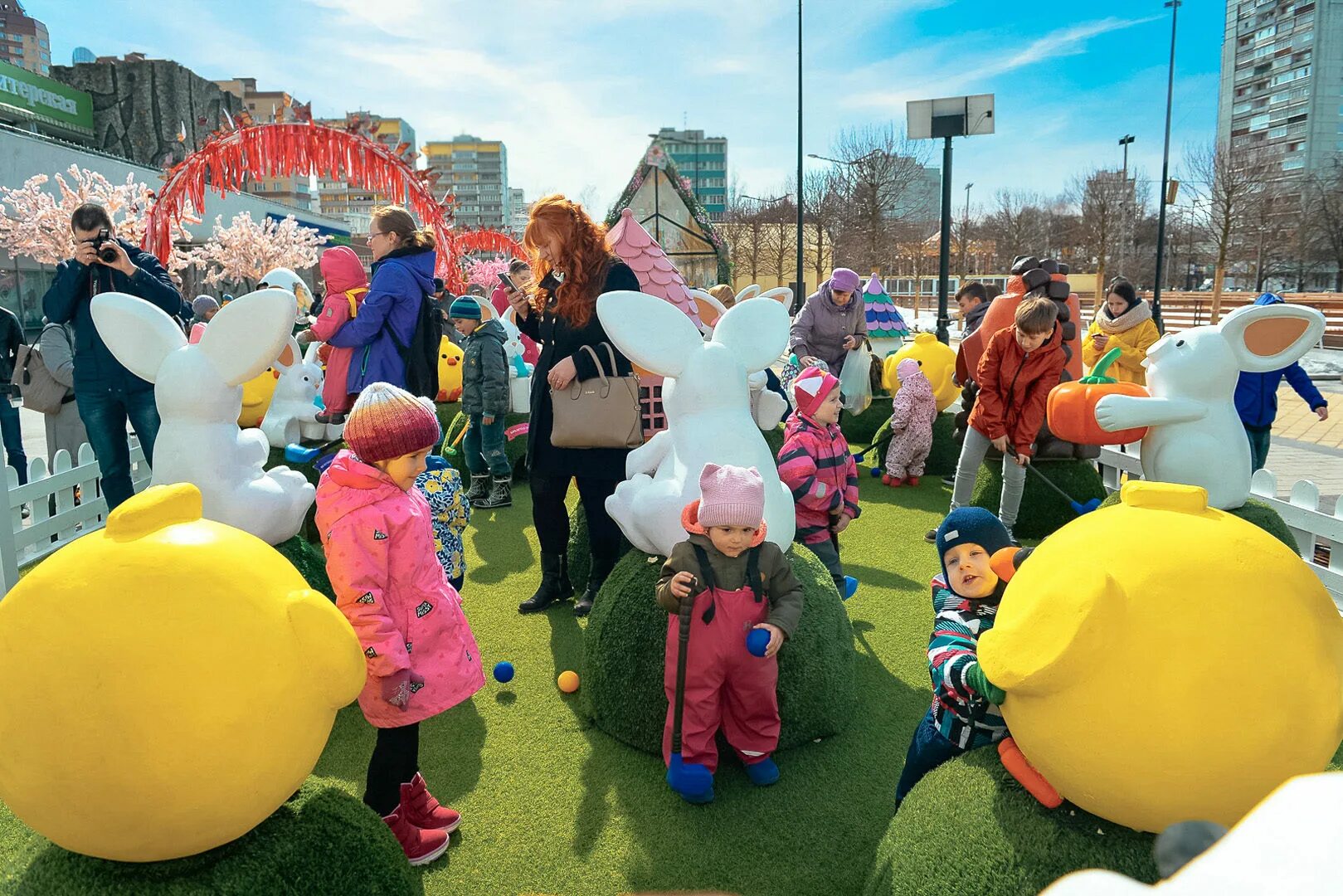 Известные фестивали в москве. Участие в фестивалях москвы. Участие в фестивалях москвы. Фестиваль варенья в москве. Уличные мероприятия.
