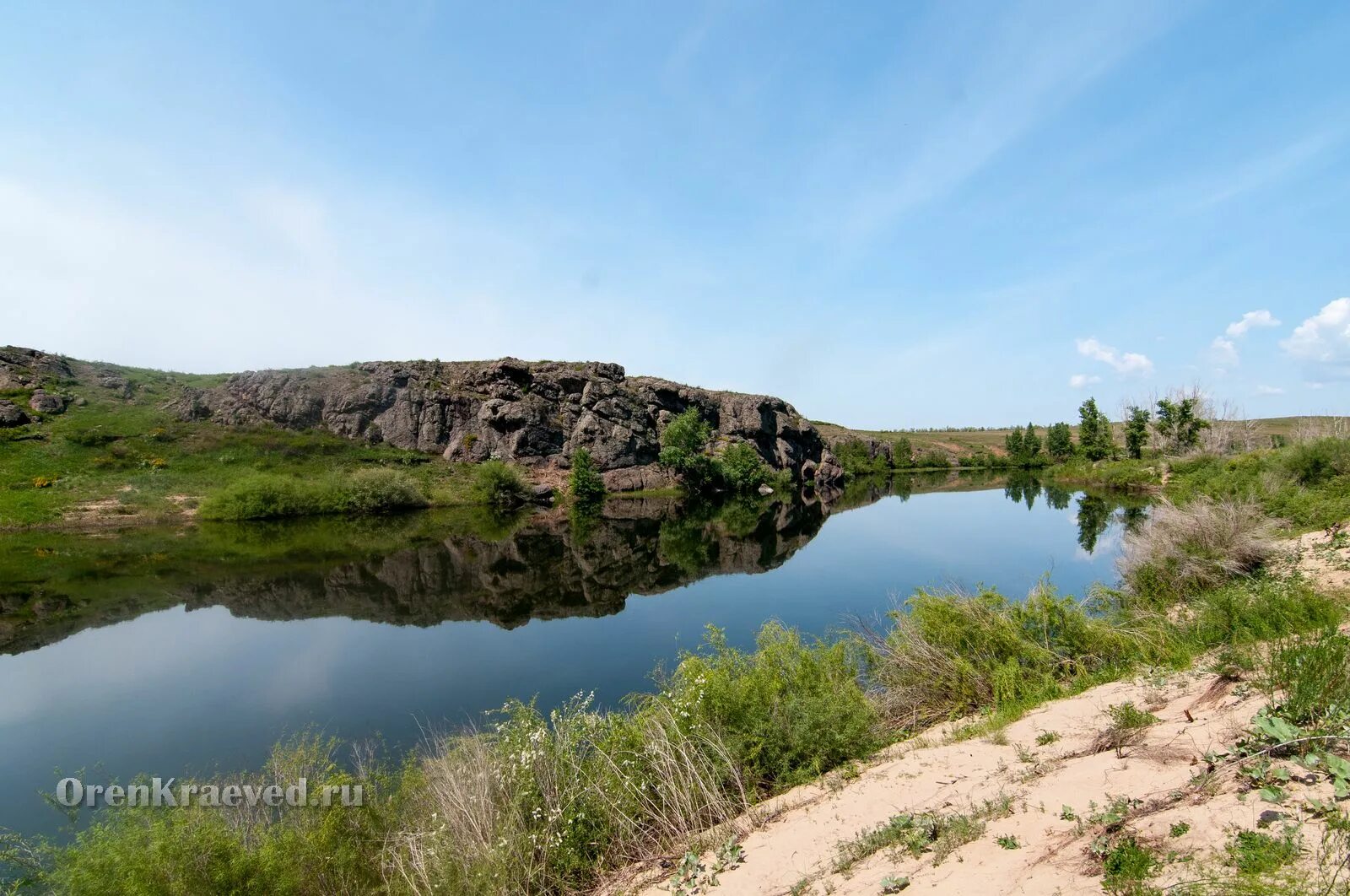Река кумачка оренбургская область. Новоорск река кумак. Новоорск река кумак. Водопад джанаталап. Река кумачка новоорск.